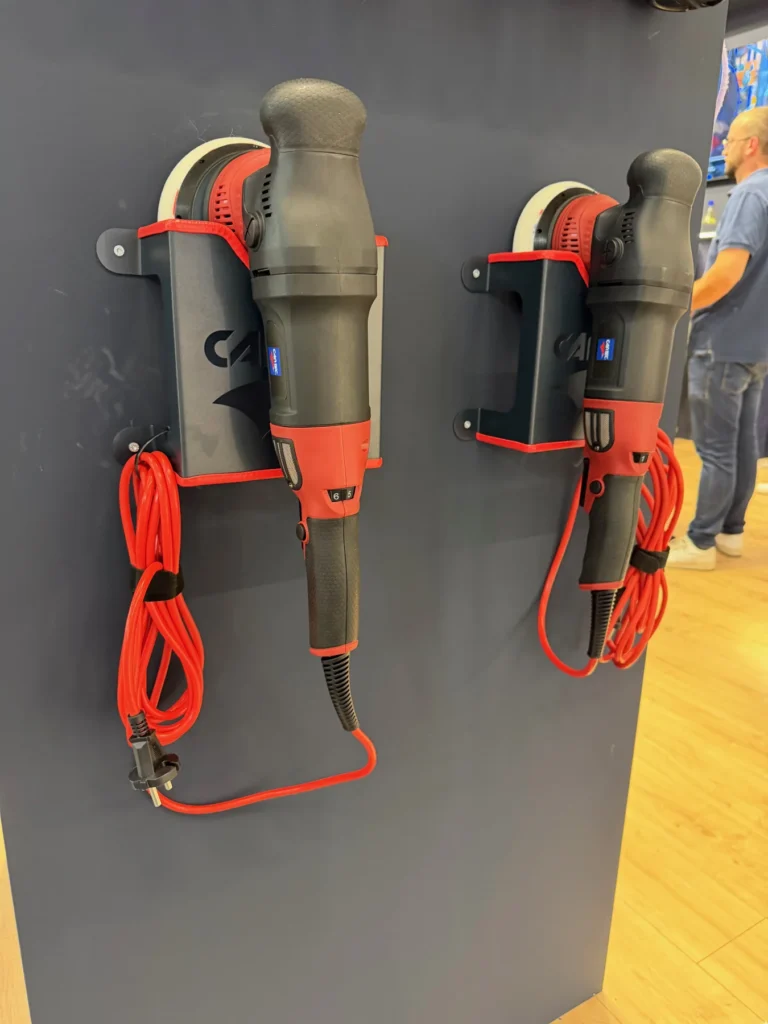 Polisseuses et accessoires au stand Cartec &mdash; Automechanika Francfort 2026