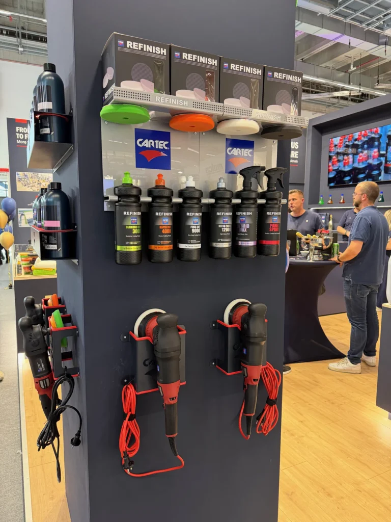 Polisseuses et accessoires au stand Cartec &mdash; Automechanika Francfort 2026