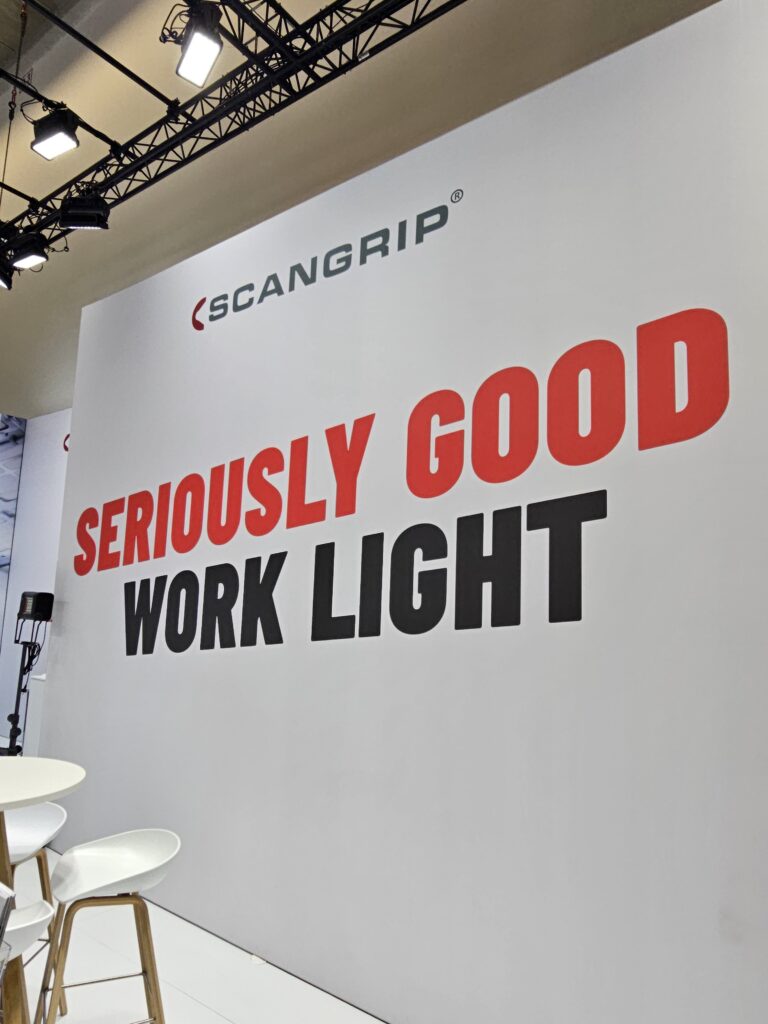 Pr&eacute;sentation de l&rsquo;&eacute;clairage de travail au salon Automechanika Francfort 2026