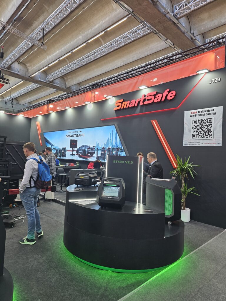 Stand d&rsquo;&eacute;quipement automobile au salon Automechanika Francfort 2026