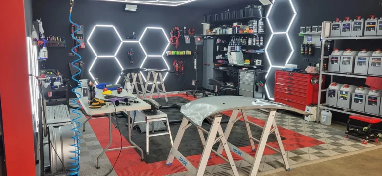 Vue d&rsquo;ensemble de l&rsquo;atelier et du mat&eacute;riel pr&eacute;par&eacute; &mdash; d&eacute;monstration gratuite des produits Cartec &agrave; l&rsquo;entrep&ocirc;t, avril 2025