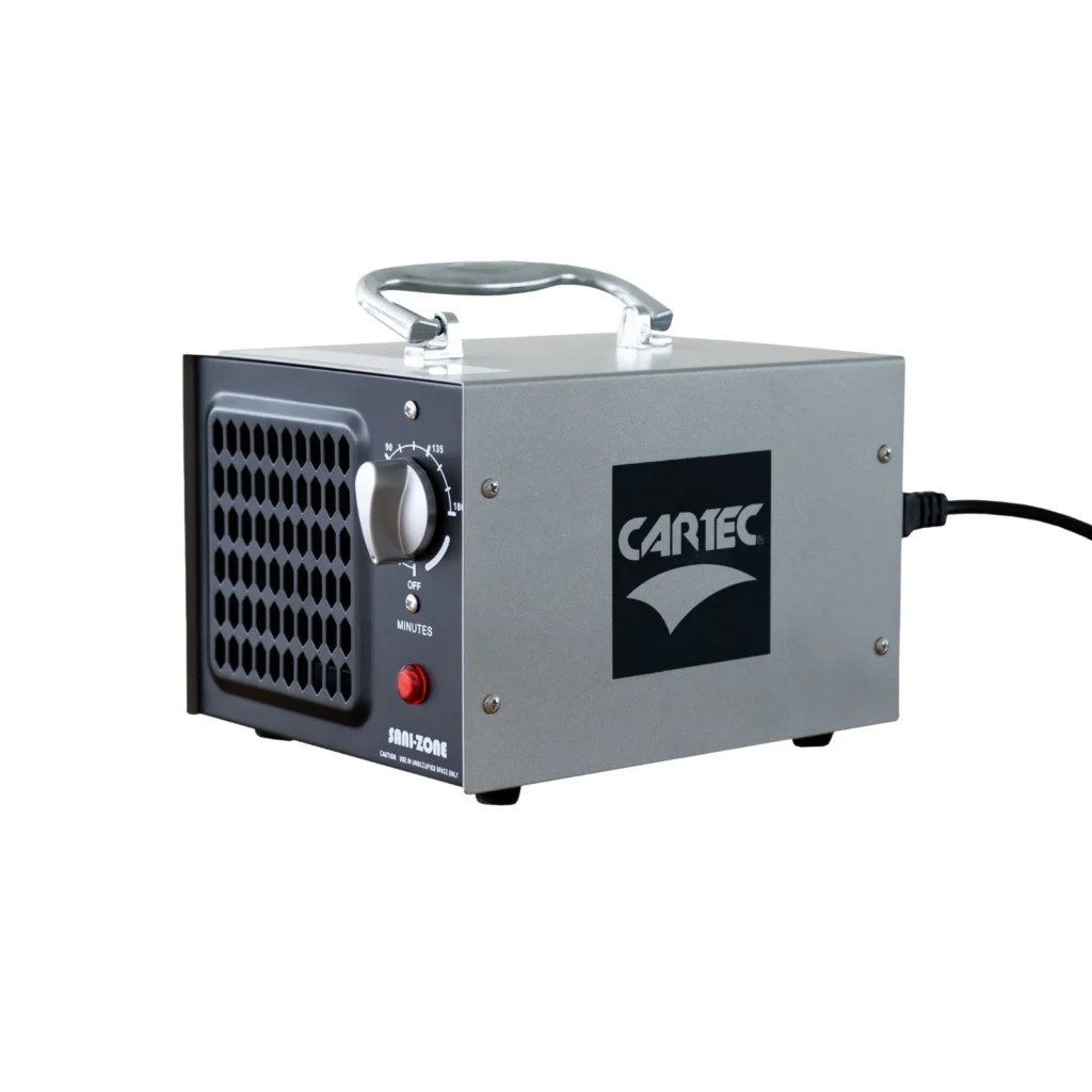 G&eacute;n&eacute;rateur d&rsquo;ozone CARTEC gris avec poign&eacute;e, grille et minuterie