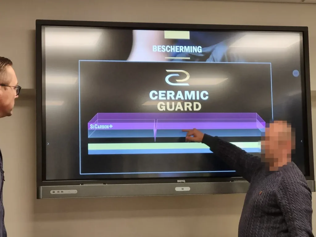 Formation Cartec Ceramic Guard : pr&eacute;sentation technique et &eacute;changes entre participants