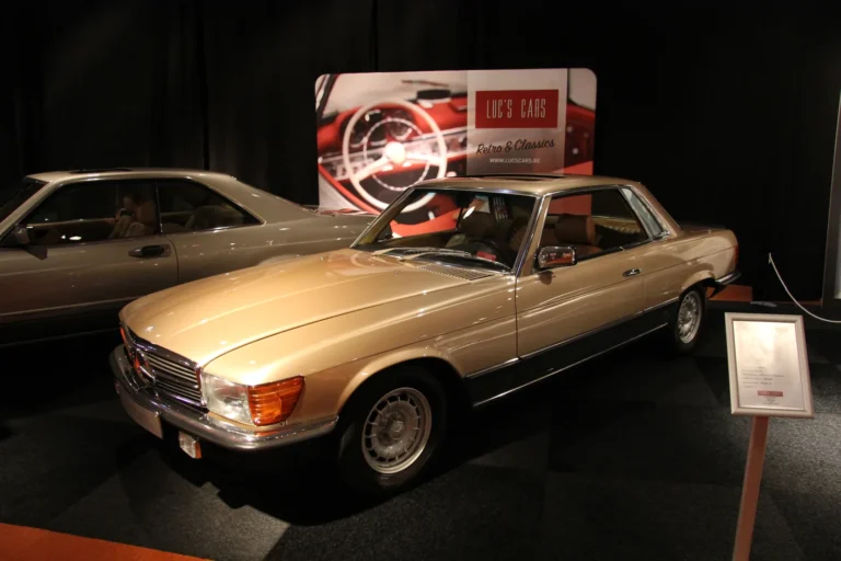 V&eacute;hicule ou d&eacute;tail photographi&eacute; lors de notre visite de Classic Expo Waregem 2023