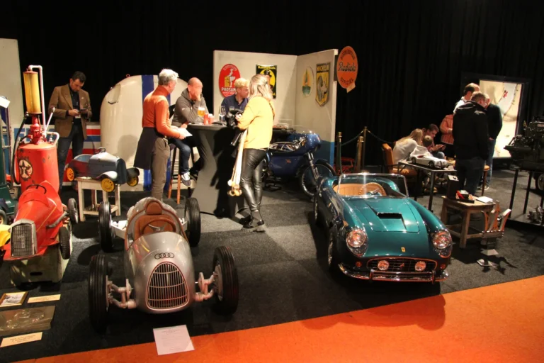 V&eacute;hicule ou d&eacute;tail photographi&eacute; lors de notre visite de Classic Expo Waregem 2023