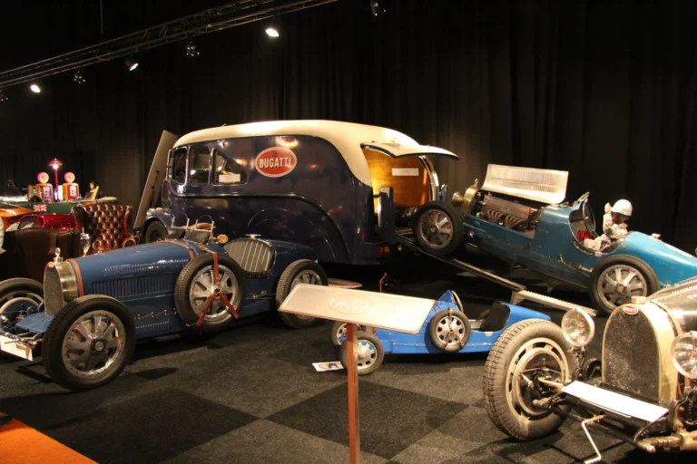 V&eacute;hicule ou d&eacute;tail photographi&eacute; lors de notre visite de Classic Expo Waregem 2023