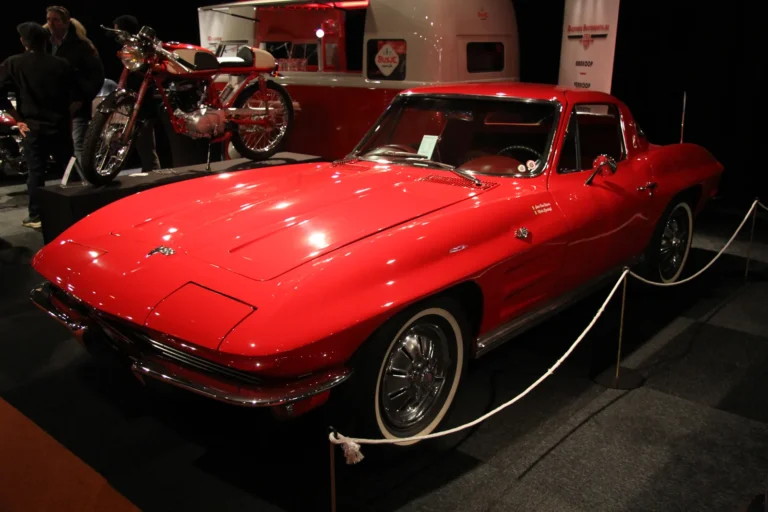 V&eacute;hicule ou d&eacute;tail photographi&eacute; lors de notre visite de Classic Expo Waregem 2023