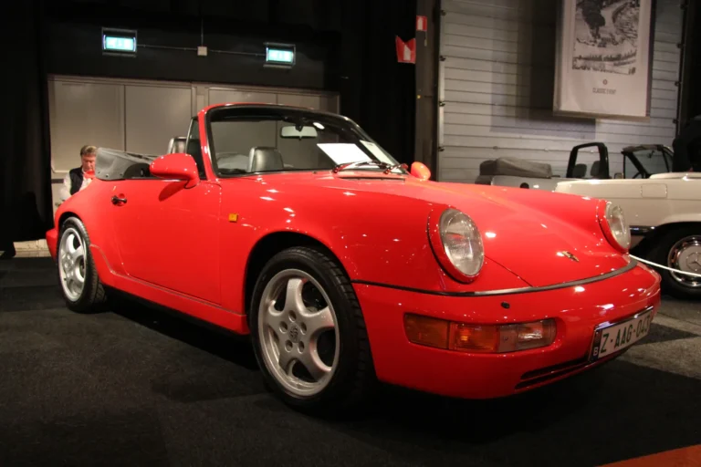 V&eacute;hicule ou d&eacute;tail photographi&eacute; lors de notre visite de Classic Expo Waregem 2023