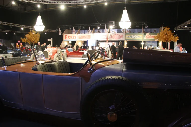 V&eacute;hicule ou d&eacute;tail photographi&eacute; lors de notre visite de Classic Expo Waregem 2023