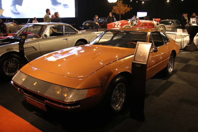 V&eacute;hicule ou d&eacute;tail photographi&eacute; lors de notre visite de Classic Expo Waregem 2023