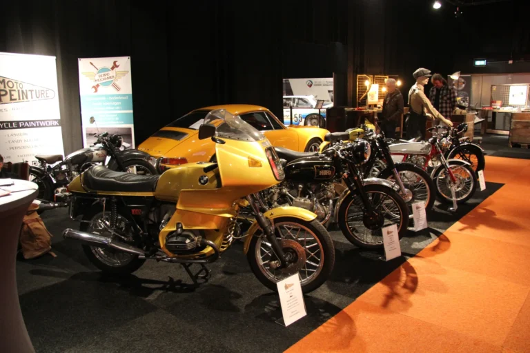 V&eacute;hicule ou d&eacute;tail photographi&eacute; lors de notre visite de Classic Expo Waregem 2023