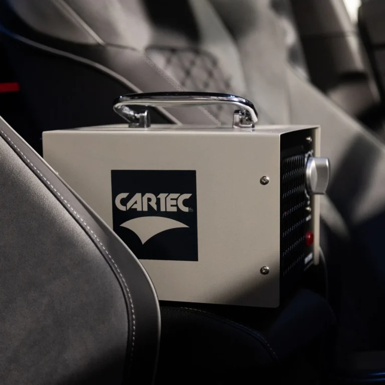 Produits et accessoires Cartec pour le nettoyage et l&rsquo;entretien de l&rsquo;habitacle