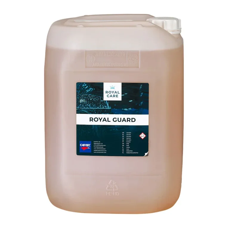 Bidon de produit de la gamme Cartec Royal Care pour le lavage professionnel