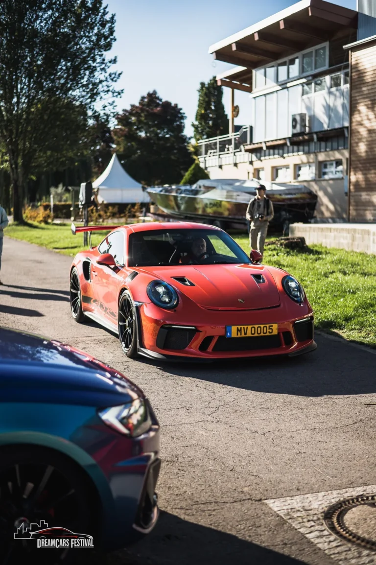 Voitures exposées au Dream Car Festival au Luxembourg