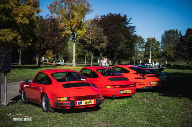 Voitures exposées au Dream Car Festival au Luxembourg