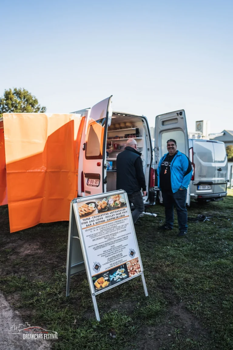 Stand de restauration au Dream Car Festival au Luxembourg