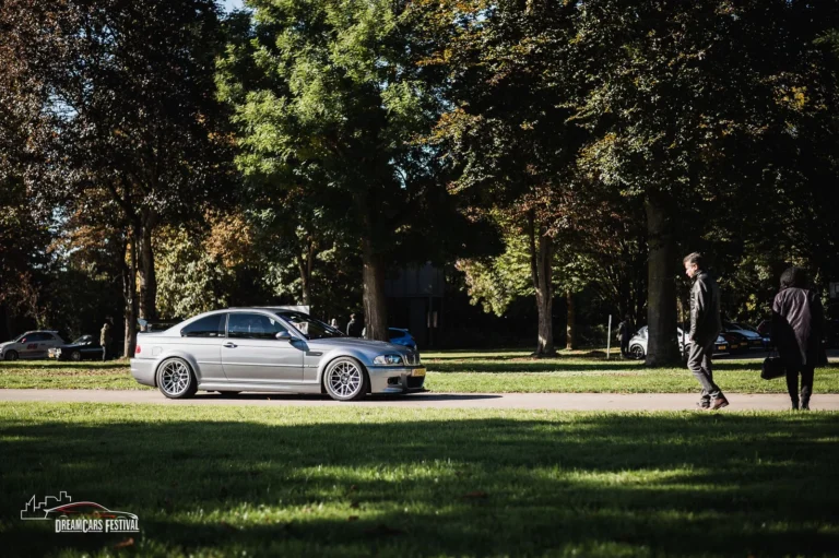 Voitures exposées au Dream Car Festival au Luxembourg