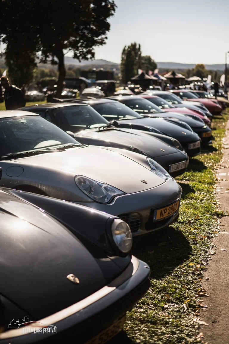 Voitures exposées au Dream Car Festival au Luxembourg