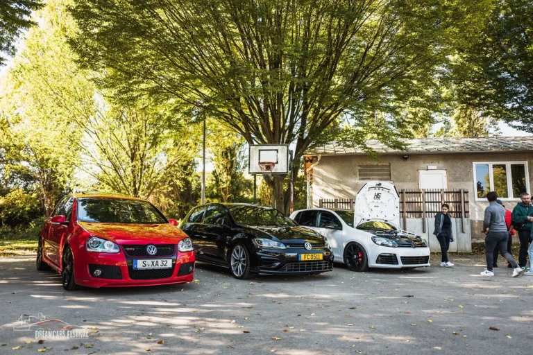 Voitures exposées au Dream Car Festival au Luxembourg