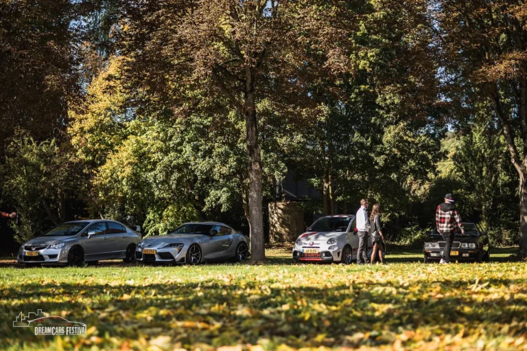 Voitures exposées au Dream Car Festival au Luxembourg