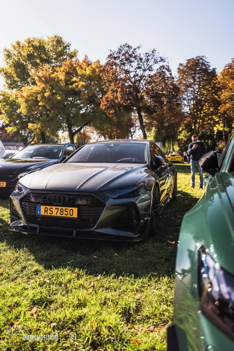 Voitures exposées au Dream Car Festival au Luxembourg