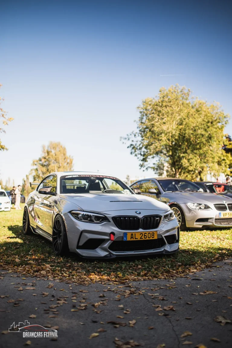 Voitures exposées au Dream Car Festival au Luxembourg