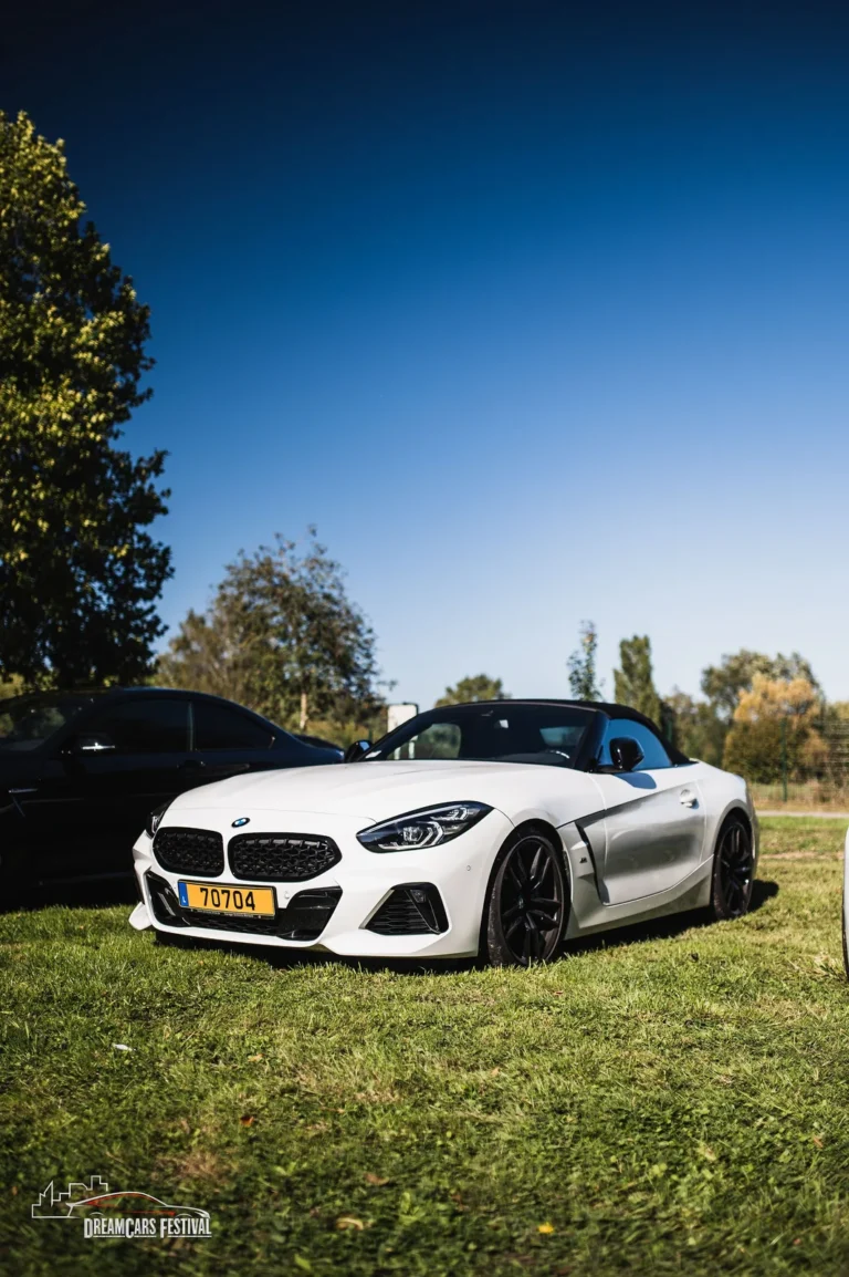 Voitures exposées au Dream Car Festival au Luxembourg