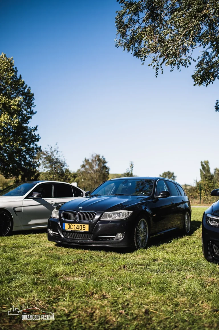 Voitures exposées au Dream Car Festival au Luxembourg