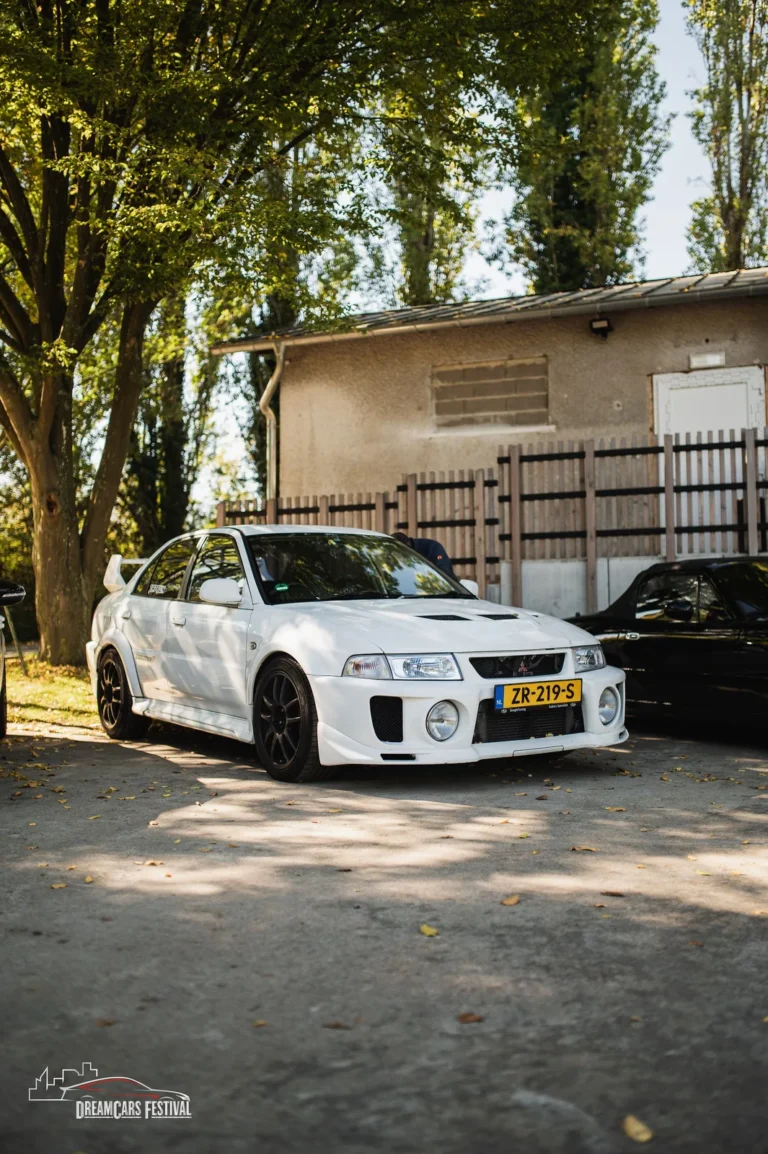 Voitures exposées au Dream Car Festival au Luxembourg