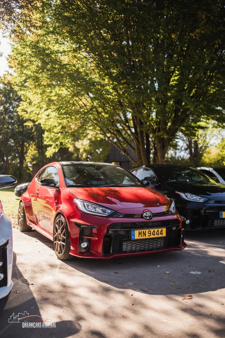 Voitures exposées au Dream Car Festival au Luxembourg