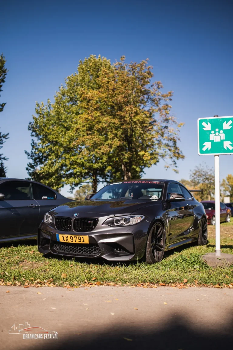 Voitures exposées au Dream Car Festival au Luxembourg
