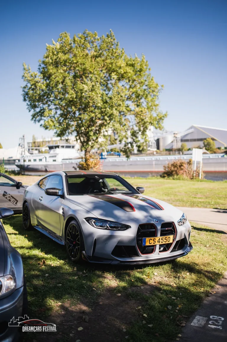 Voitures exposées au Dream Car Festival au Luxembourg