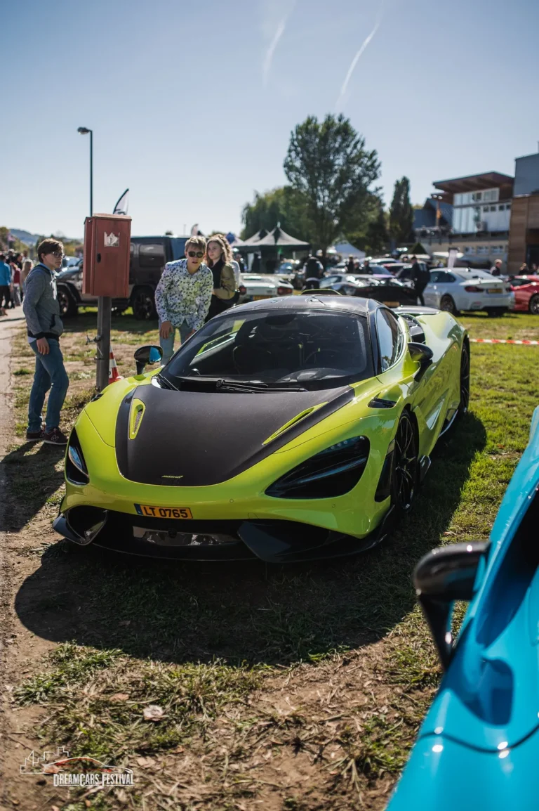 Voitures exposées au Dream Car Festival au Luxembourg