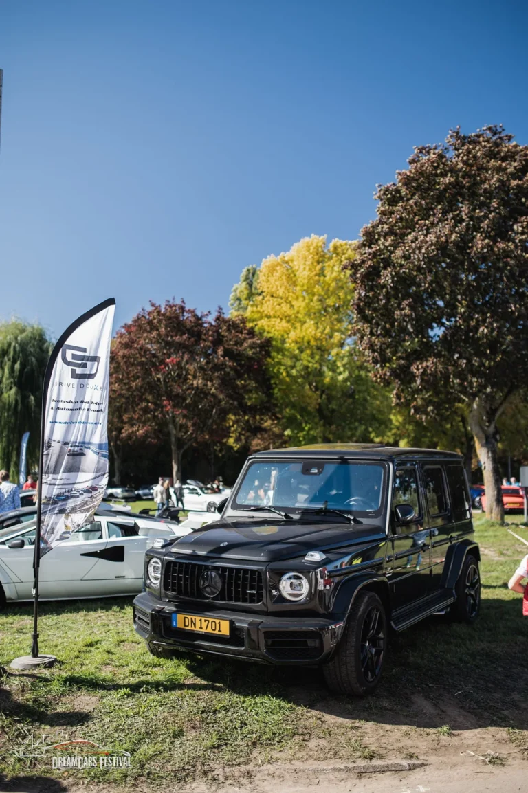 Voitures exposées au Dream Car Festival au Luxembourg