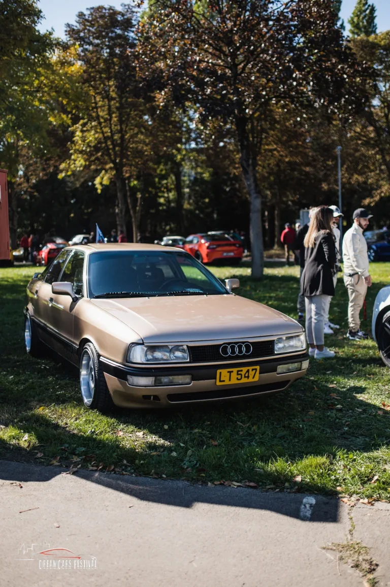 Voitures exposées au Dream Car Festival au Luxembourg