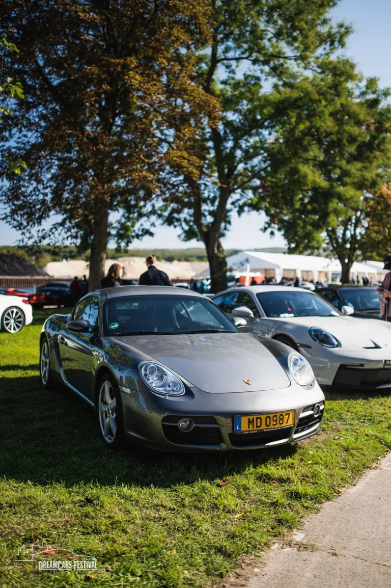 Voitures exposées au Dream Car Festival au Luxembourg