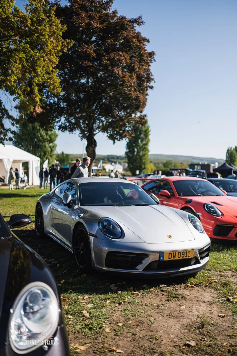 Voitures exposées au Dream Car Festival au Luxembourg