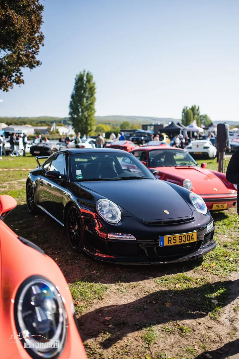 Voitures exposées au Dream Car Festival au Luxembourg