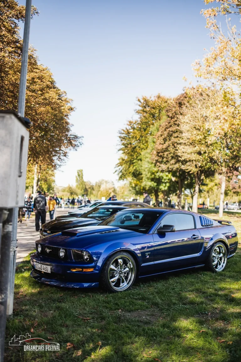 Voitures exposées au Dream Car Festival au Luxembourg