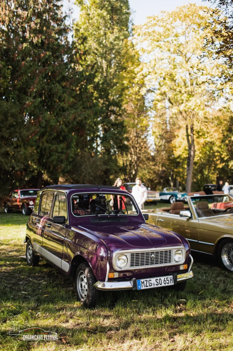 Voitures exposées au Dream Car Festival au Luxembourg