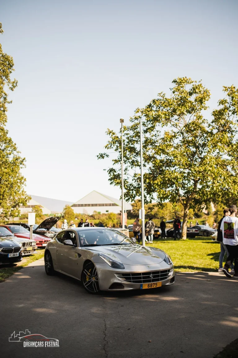 Voitures exposées au Dream Car Festival au Luxembourg