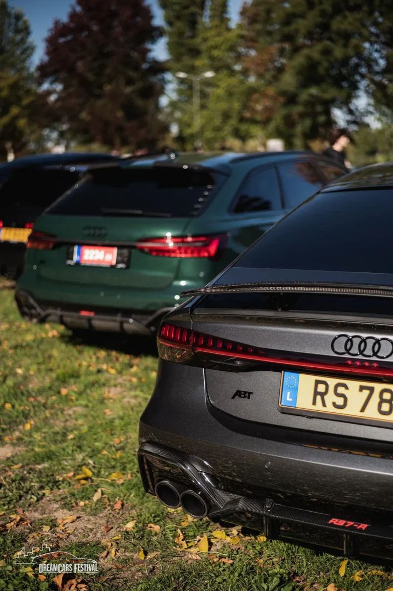 Voitures exposées au Dream Car Festival au Luxembourg