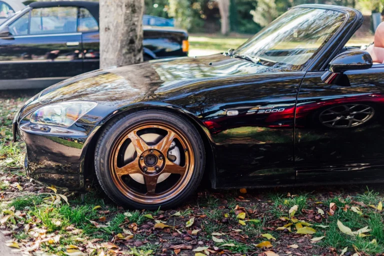 Jante et profil d’une voiture de sport au Dream Car Festival au Luxembourg