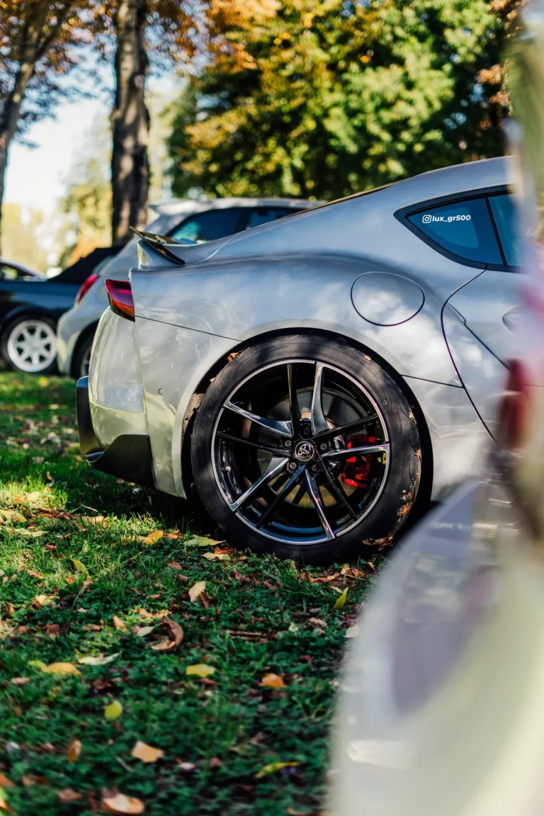 Jante et profil d’une voiture de sport au Dream Car Festival au Luxembourg