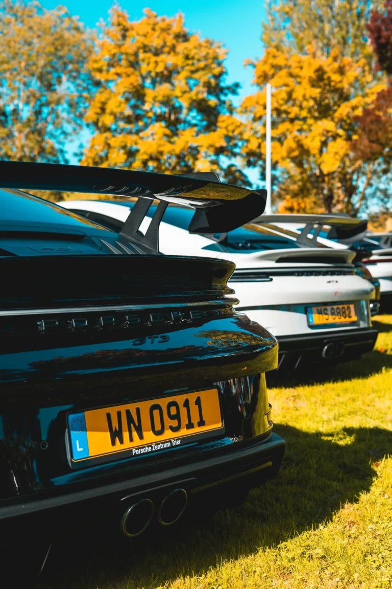 Arrière d’une voiture de sport au Dream Car Festival au Luxembourg