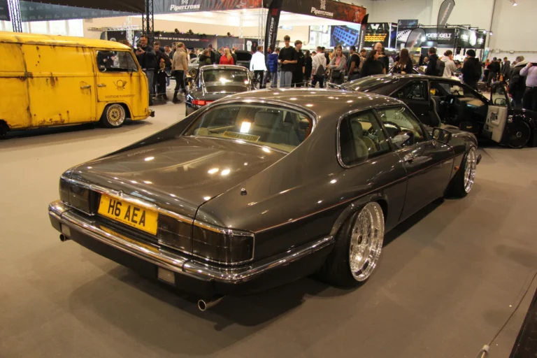 Coupé de collection gris — Essen Motor Show 2023