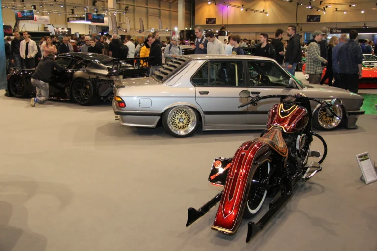 Voiture de collection et moto exposées — Essen Motor Show 2023