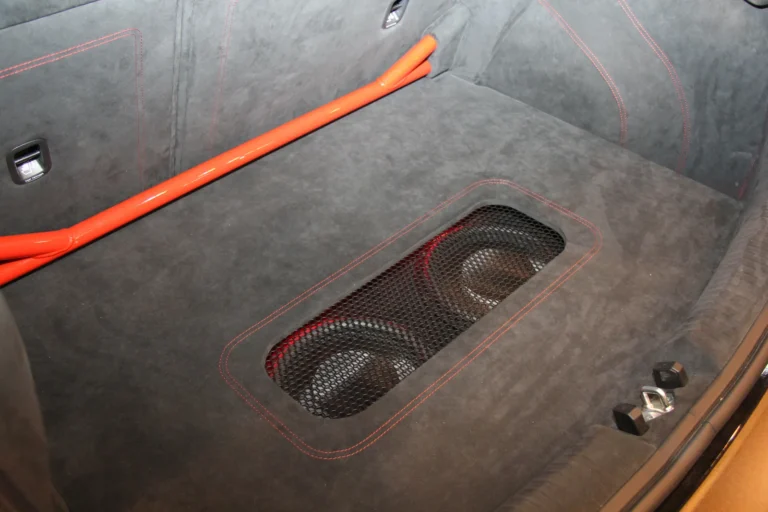 Détail d’un aménagement audio intérieur — Essen Motor Show 2023