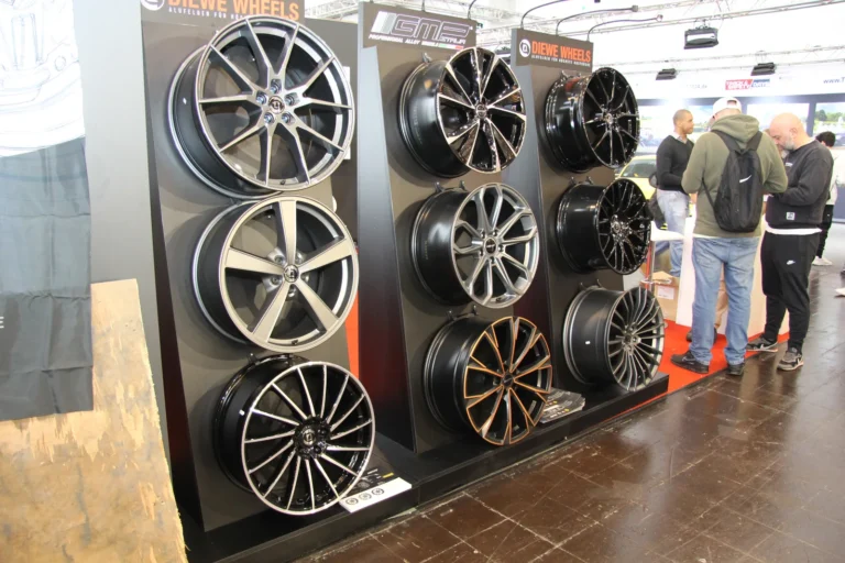 Présentoir de jantes — Essen Motor Show 2023