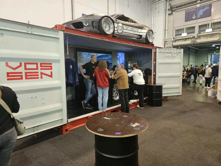 Stand et ambiance du salon à Essen Motor Show 2025